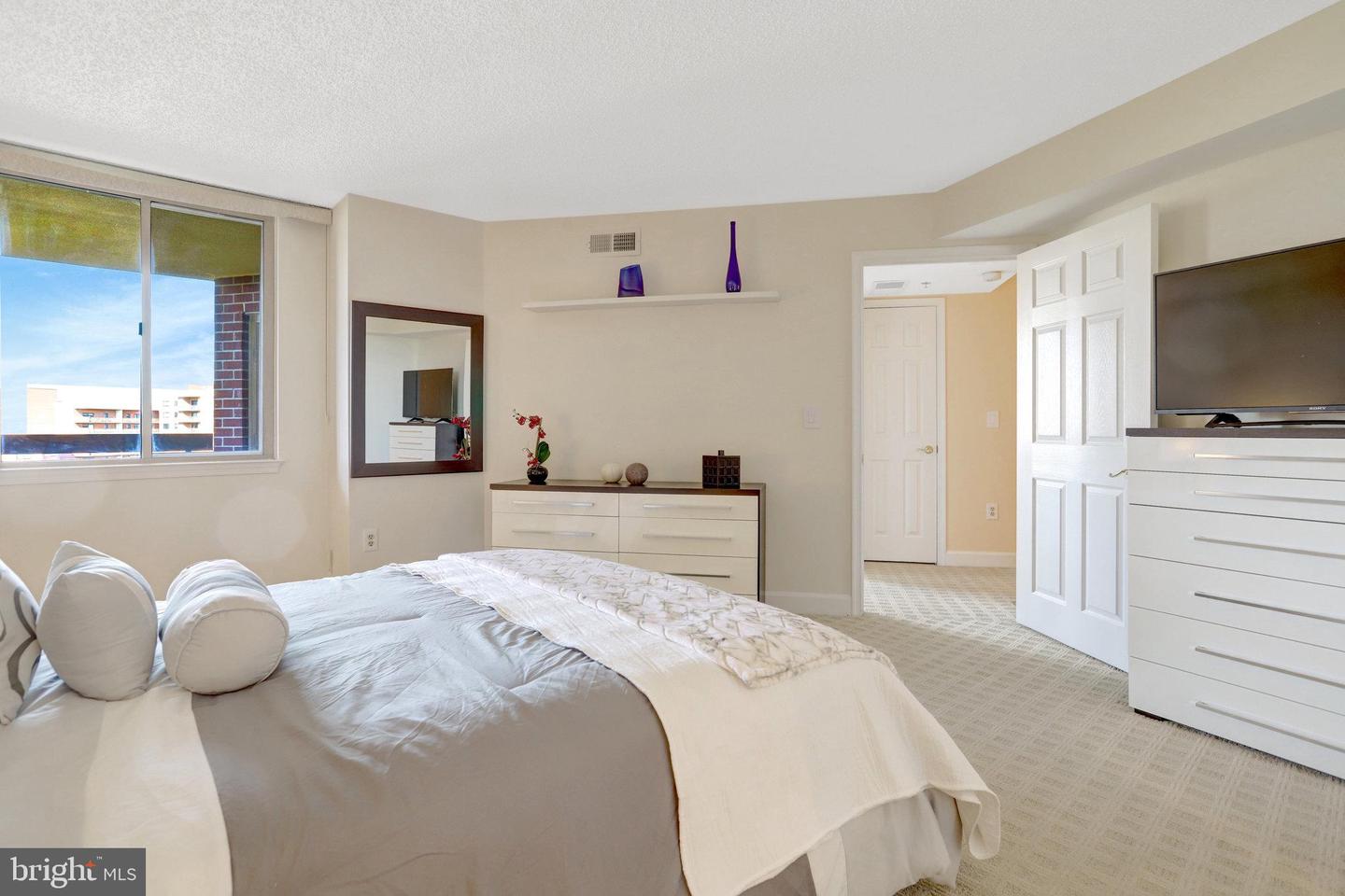 1276 N WAYNE ST N #628, ARLINGTON, Virginia 22201, 2 Bedrooms Bedrooms, ,2 BathroomsBathrooms,Residential,For sale,1276 N WAYNE ST N #628,VAAR2063926 MLS # VAAR2063926