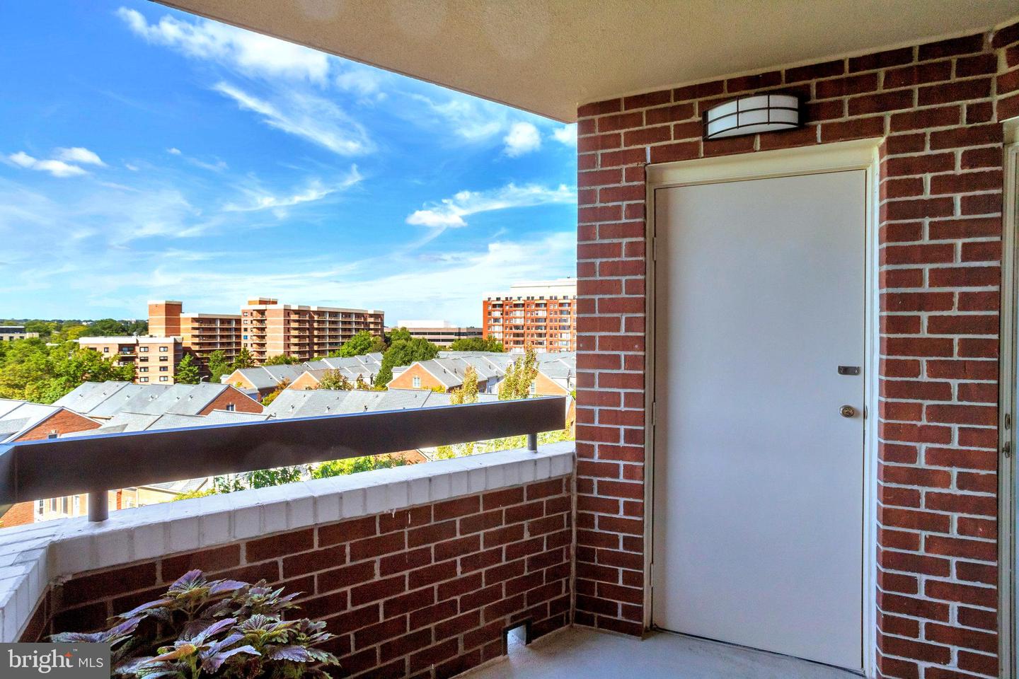 1276 N WAYNE ST N #628, ARLINGTON, Virginia 22201, 2 Bedrooms Bedrooms, ,2 BathroomsBathrooms,Residential,For sale,1276 N WAYNE ST N #628,VAAR2063926 MLS # VAAR2063926