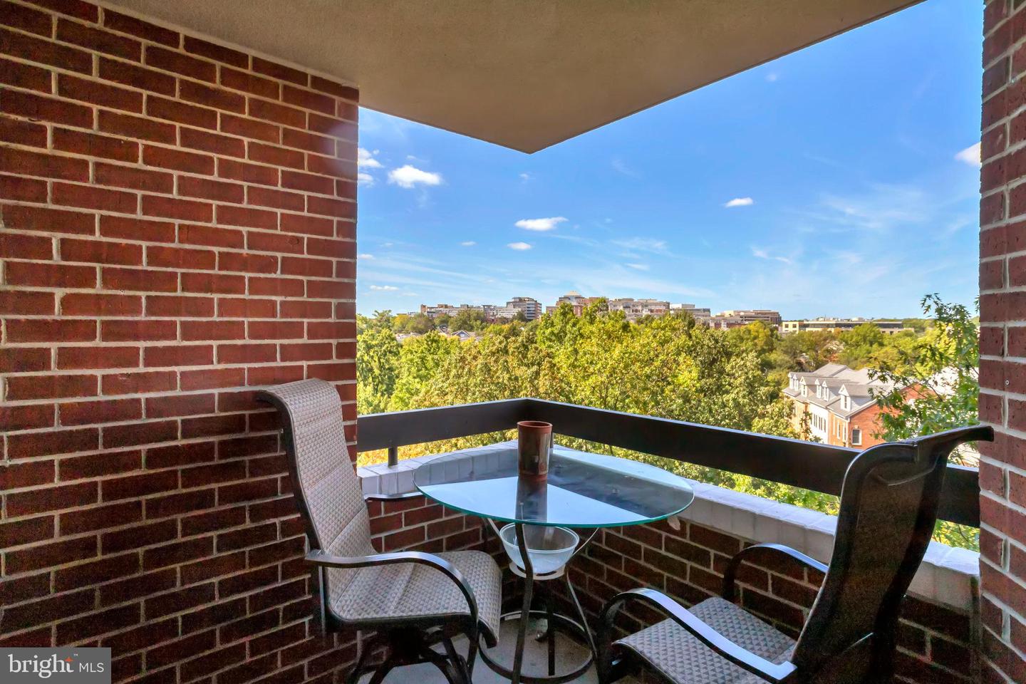 1276 N WAYNE ST N #628, ARLINGTON, Virginia 22201, 2 Bedrooms Bedrooms, ,2 BathroomsBathrooms,Residential,For sale,1276 N WAYNE ST N #628,VAAR2063926 MLS # VAAR2063926