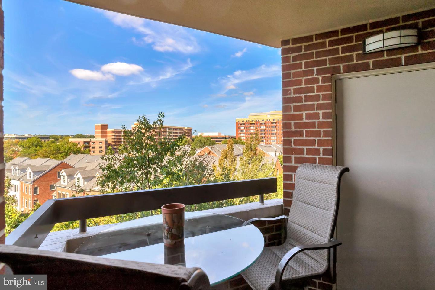 1276 N WAYNE ST N #628, ARLINGTON, Virginia 22201, 2 Bedrooms Bedrooms, ,2 BathroomsBathrooms,Residential,For sale,1276 N WAYNE ST N #628,VAAR2063926 MLS # VAAR2063926
