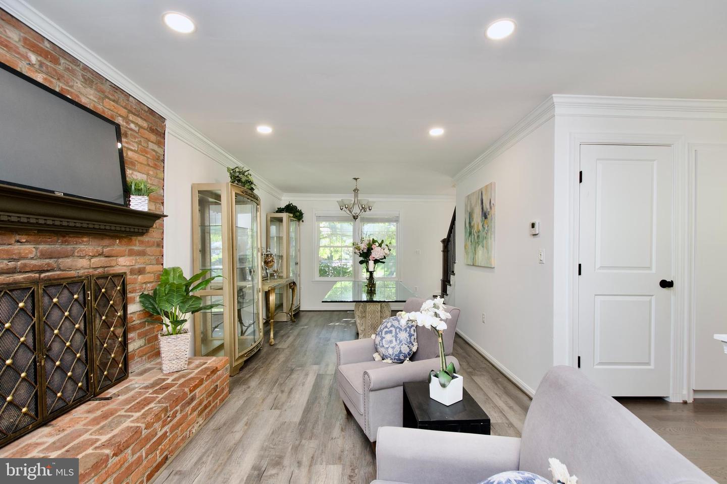 4522 PICKETT RD, FAIRFAX, Virginia 22032, 4 Bedrooms Bedrooms, ,3 BathroomsBathrooms,Residential,For sale,4522 PICKETT RD,VAFX2268444 MLS # VAFX2268444