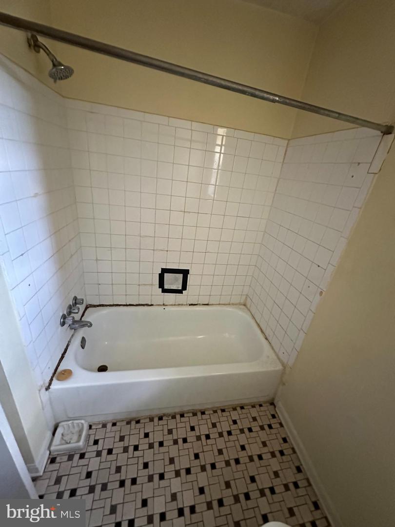 4911 JUST ST NE, WASHINGTON, District Of Columbia 20019, 1 Bedroom Bedrooms, ,1 BathroomBathrooms,Residential,For sale,4911 JUST ST NE,DCDC2223524 MLS # DCDC2223524