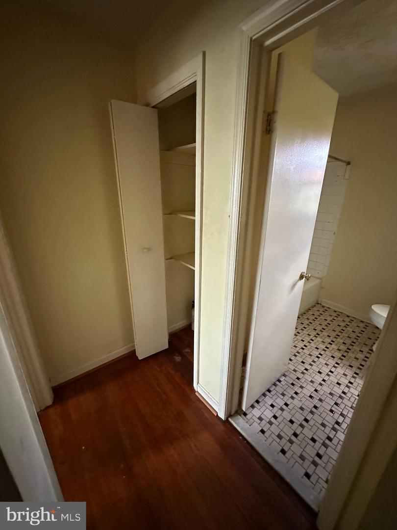 4911 JUST ST NE, WASHINGTON, District Of Columbia 20019, 1 Bedroom Bedrooms, ,1 BathroomBathrooms,Residential,For sale,4911 JUST ST NE,DCDC2223524 MLS # DCDC2223524