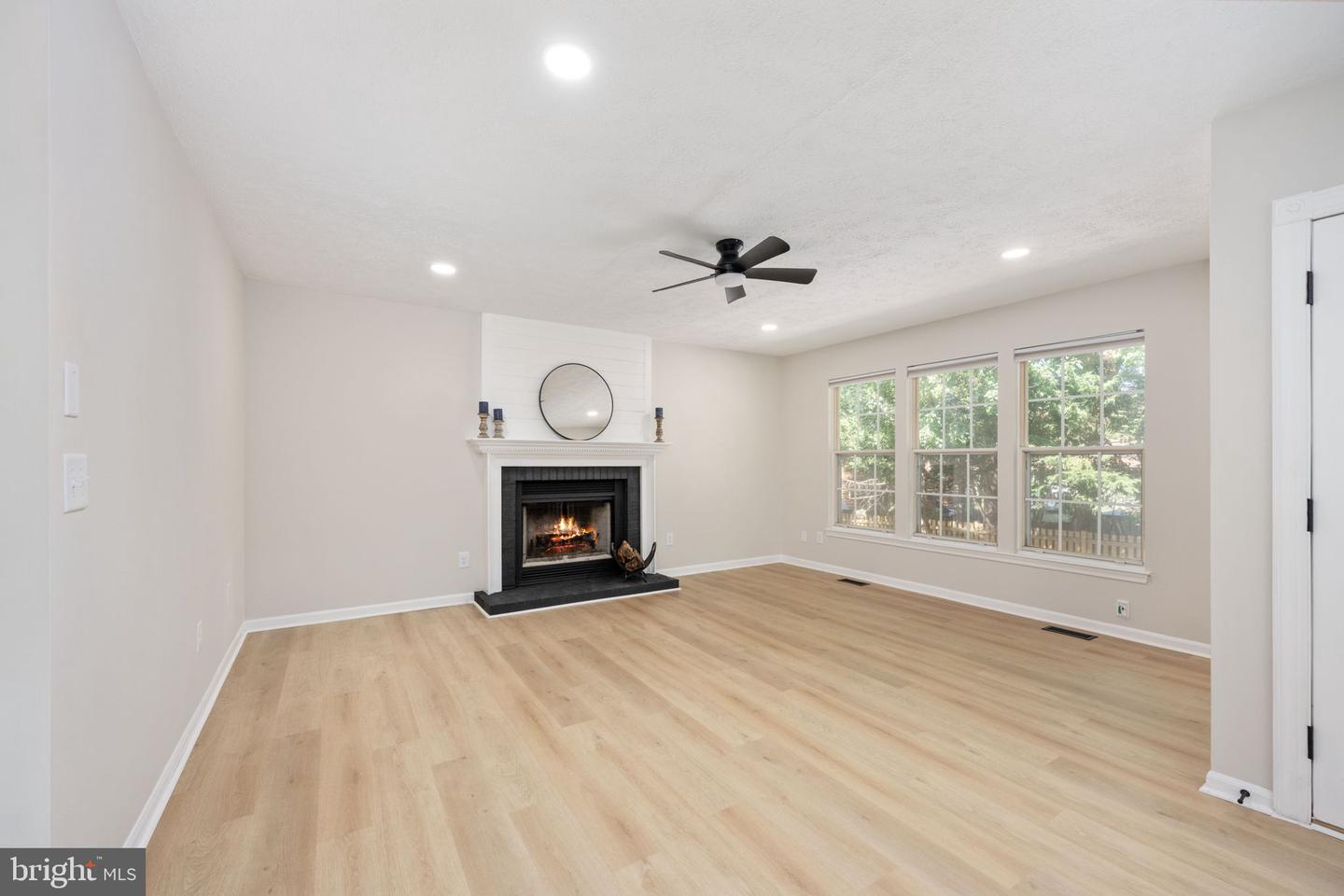 103 SPRING LAKE DR, STAFFORD, Virginia 22556, 5 Bedrooms Bedrooms, ,3 BathroomsBathrooms,Residential,For sale,103 SPRING LAKE DR,VAST2042826 MLS # VAST2042826