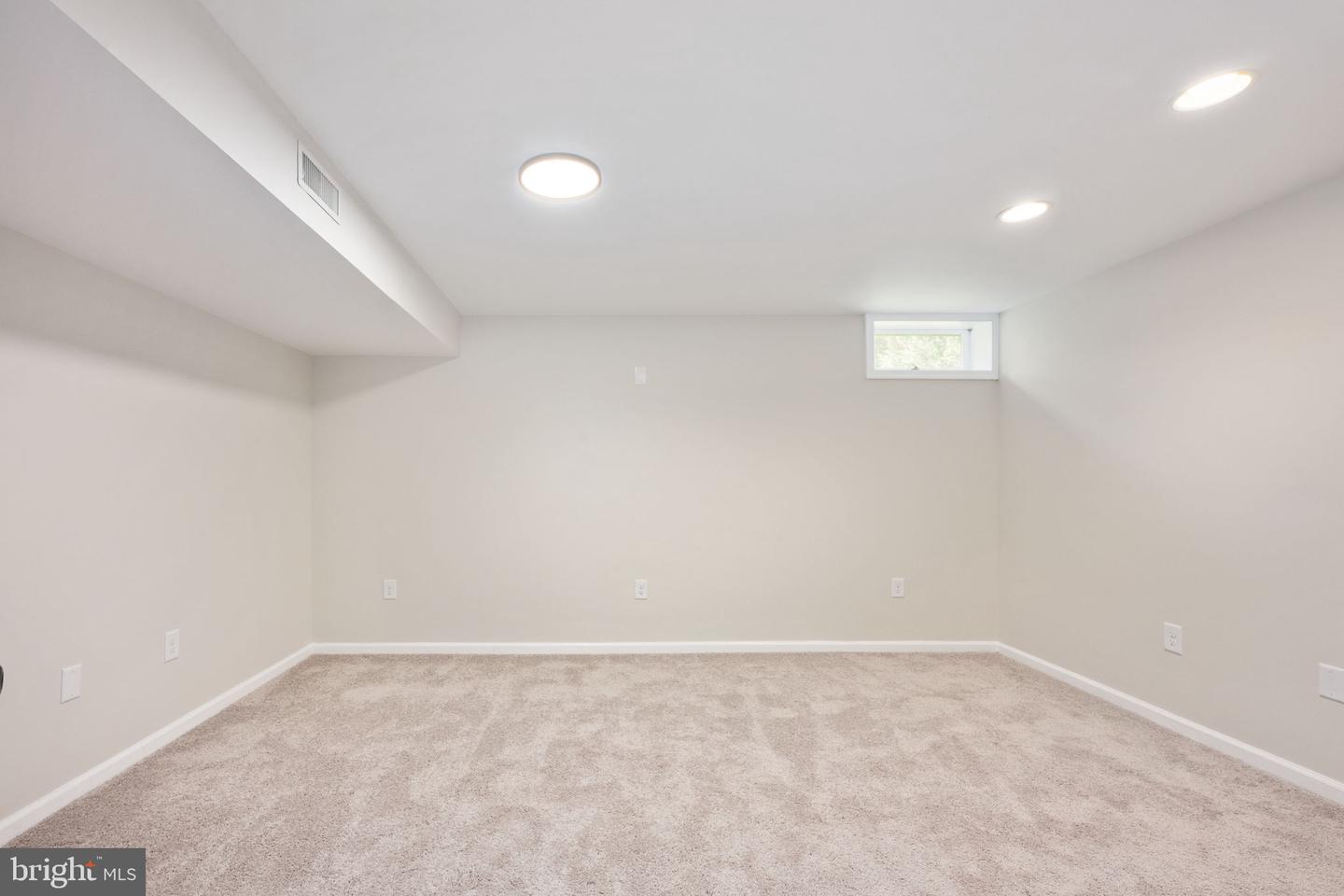 103 SPRING LAKE DR, STAFFORD, Virginia 22556, 5 Bedrooms Bedrooms, ,3 BathroomsBathrooms,Residential,For sale,103 SPRING LAKE DR,VAST2042826 MLS # VAST2042826