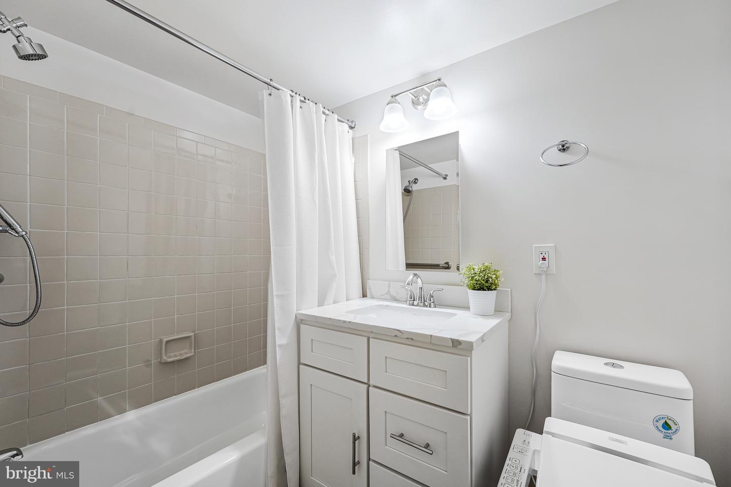 1951 SAGEWOOD LN #226, RESTON, Virginia 20191, 1 Bedroom Bedrooms, ,1 BathroomBathrooms,Residential,For sale,1951 SAGEWOOD LN #226,VAFX2268884 MLS # VAFX2268884