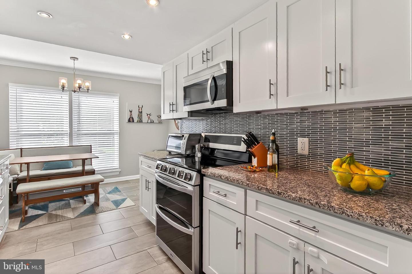 7206 LAVENDER LN, SPRINGFIELD, Virginia 22150, 3 Bedrooms Bedrooms, 9 Rooms Rooms,2 BathroomsBathrooms,Residential,For sale,7206 LAVENDER LN,VAFX2268900 MLS # VAFX2268900