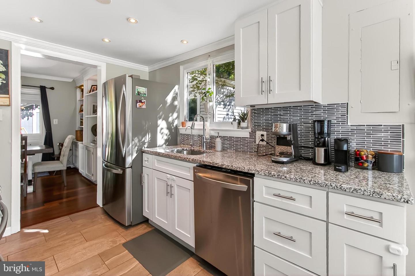 7206 LAVENDER LN, SPRINGFIELD, Virginia 22150, 3 Bedrooms Bedrooms, 9 Rooms Rooms,2 BathroomsBathrooms,Residential,For sale,7206 LAVENDER LN,VAFX2268900 MLS # VAFX2268900