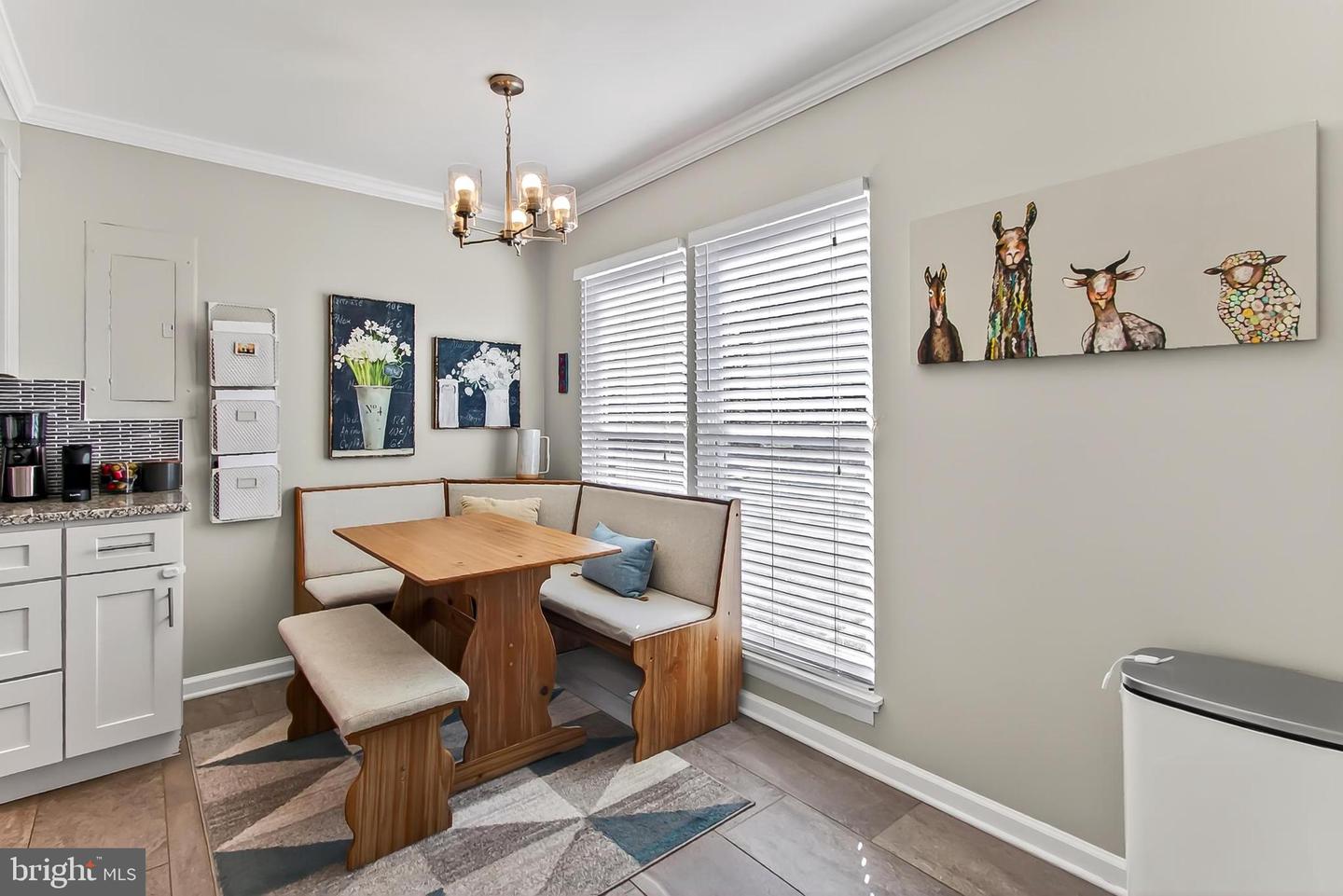 7206 LAVENDER LN, SPRINGFIELD, Virginia 22150, 3 Bedrooms Bedrooms, 9 Rooms Rooms,2 BathroomsBathrooms,Residential,For sale,7206 LAVENDER LN,VAFX2268900 MLS # VAFX2268900