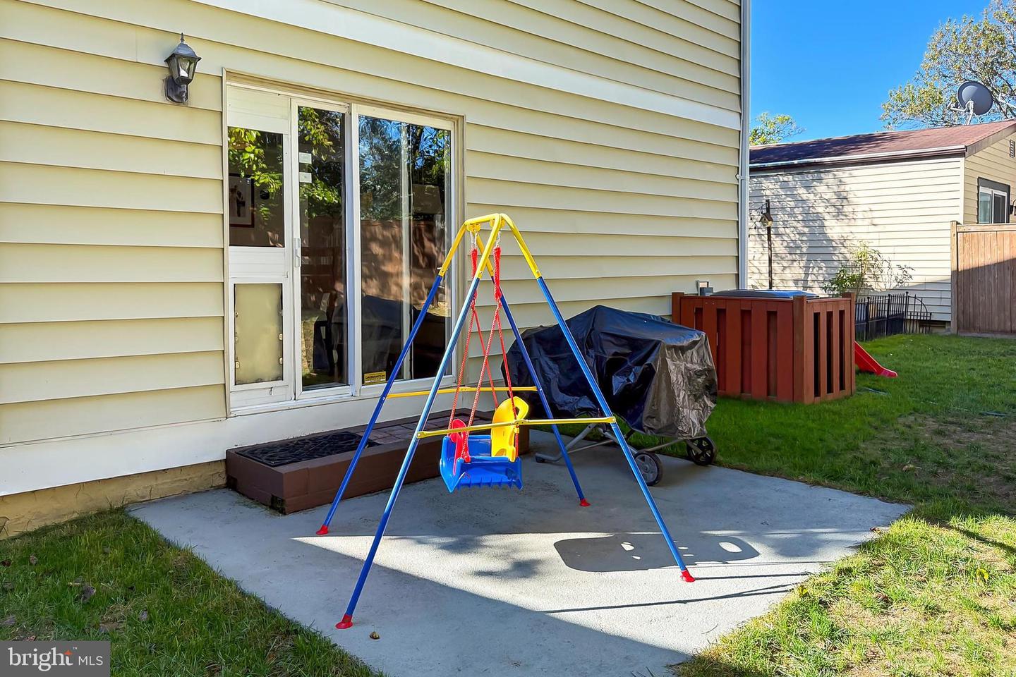 7206 LAVENDER LN, SPRINGFIELD, Virginia 22150, 3 Bedrooms Bedrooms, 9 Rooms Rooms,2 BathroomsBathrooms,Residential,For sale,7206 LAVENDER LN,VAFX2268900 MLS # VAFX2268900