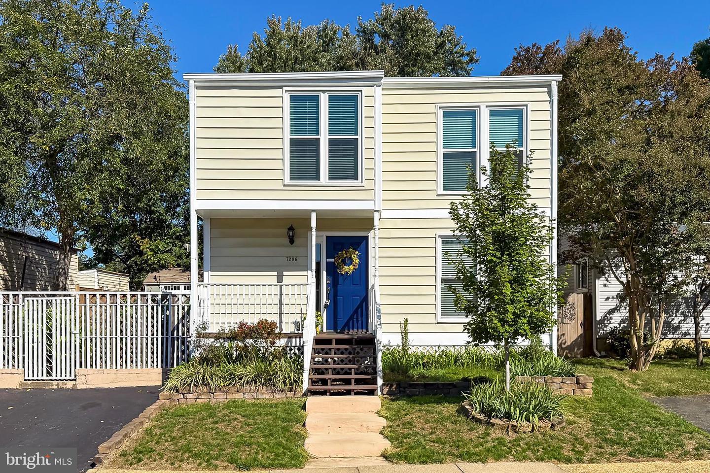 7206 LAVENDER LN, SPRINGFIELD, Virginia 22150, 3 Bedrooms Bedrooms, 9 Rooms Rooms,2 BathroomsBathrooms,Residential,For sale,7206 LAVENDER LN,VAFX2268900 MLS # VAFX2268900