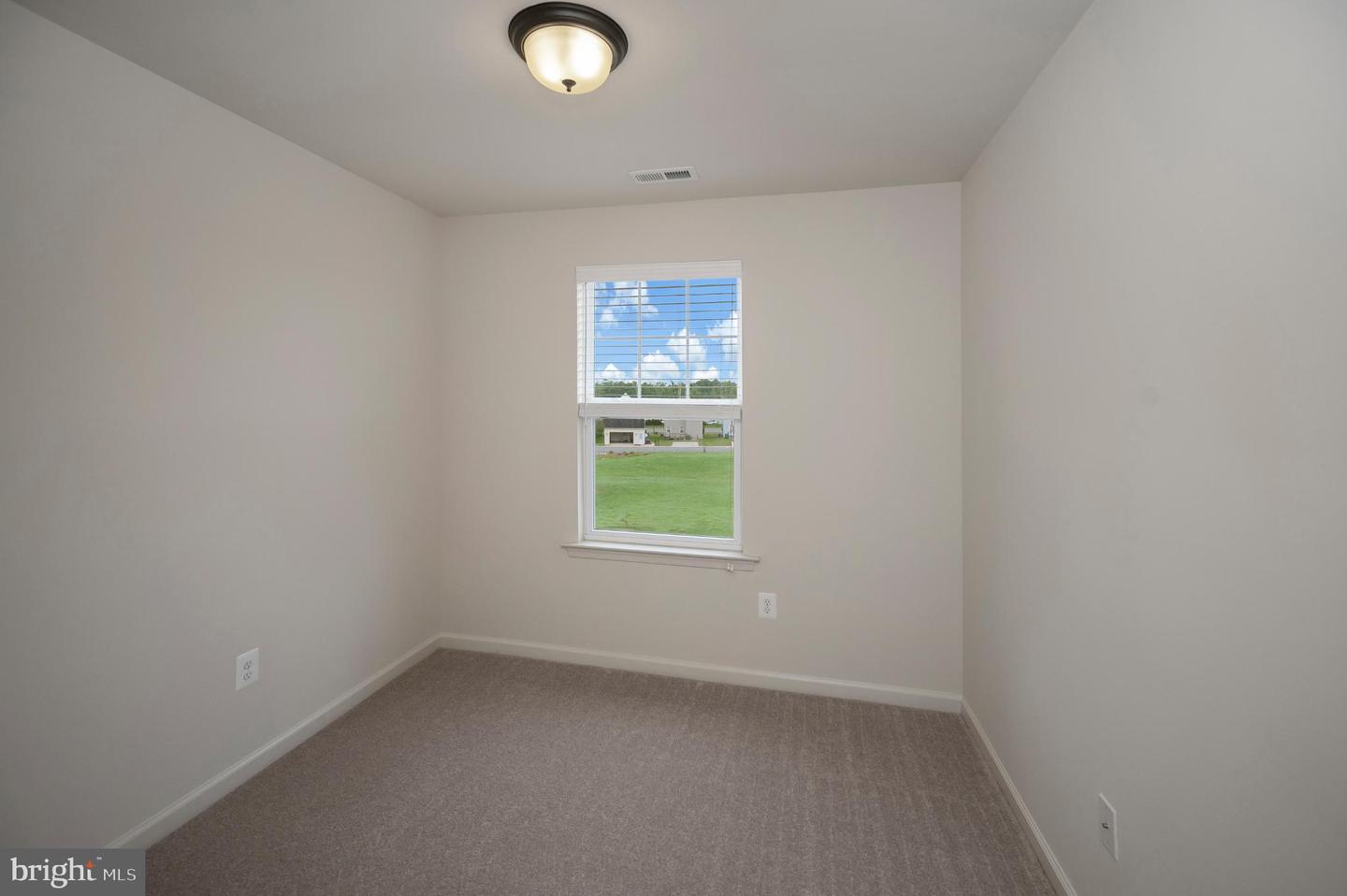 18323 CONGRESSIONAL CIR, RUTHER GLEN, Virginia 22546, 3 Bedrooms Bedrooms, 13 Rooms Rooms,2 BathroomsBathrooms,Residential,For sale,18323 CONGRESSIONAL CIR,VACV2008882 MLS # VACV2008882