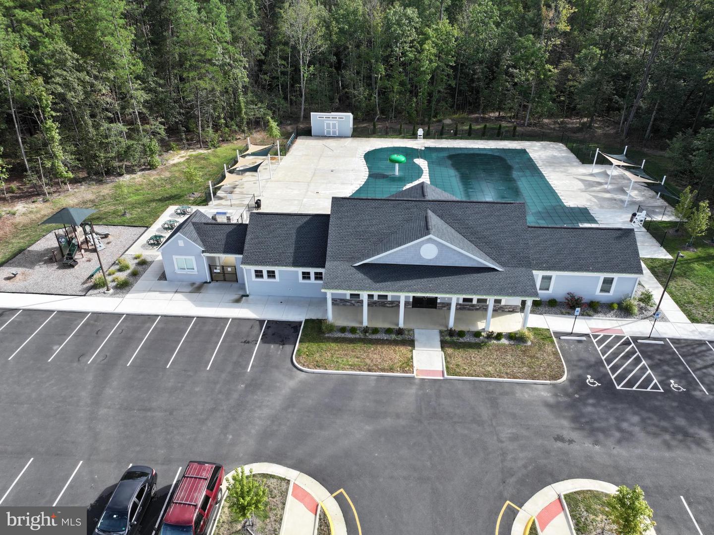 18323 CONGRESSIONAL CIR, RUTHER GLEN, Virginia 22546, 3 Bedrooms Bedrooms, 13 Rooms Rooms,2 BathroomsBathrooms,Residential,For sale,18323 CONGRESSIONAL CIR,VACV2008882 MLS # VACV2008882