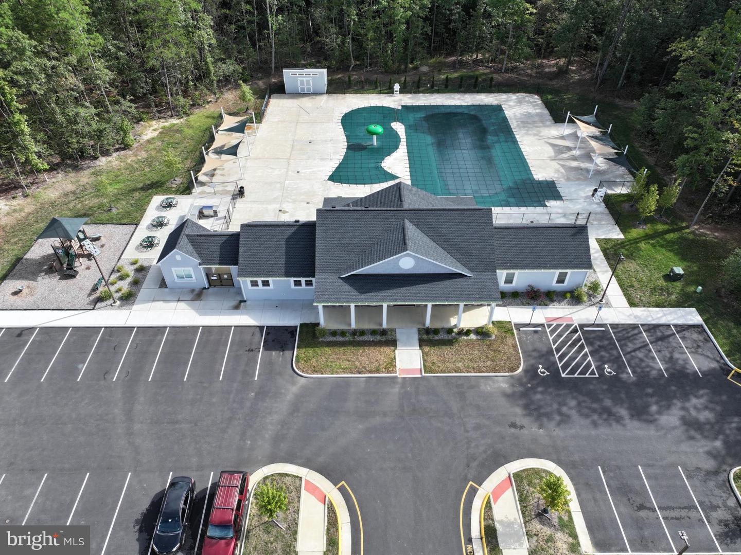 18323 CONGRESSIONAL CIR, RUTHER GLEN, Virginia 22546, 3 Bedrooms Bedrooms, 13 Rooms Rooms,2 BathroomsBathrooms,Residential,For sale,18323 CONGRESSIONAL CIR,VACV2008882 MLS # VACV2008882
