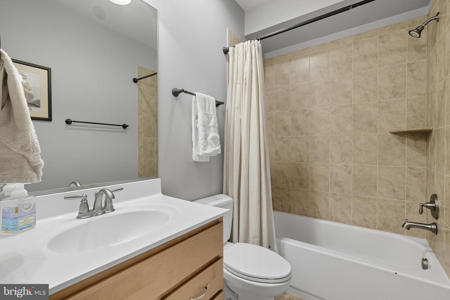 10004 WINDY HILL DR, NOKESVILLE, Virginia 20181, 6 Bedrooms Bedrooms, ,5 BathroomsBathrooms,Residential,For sale,10004 WINDY HILL DR,VAPW2104710 MLS # VAPW2104710
