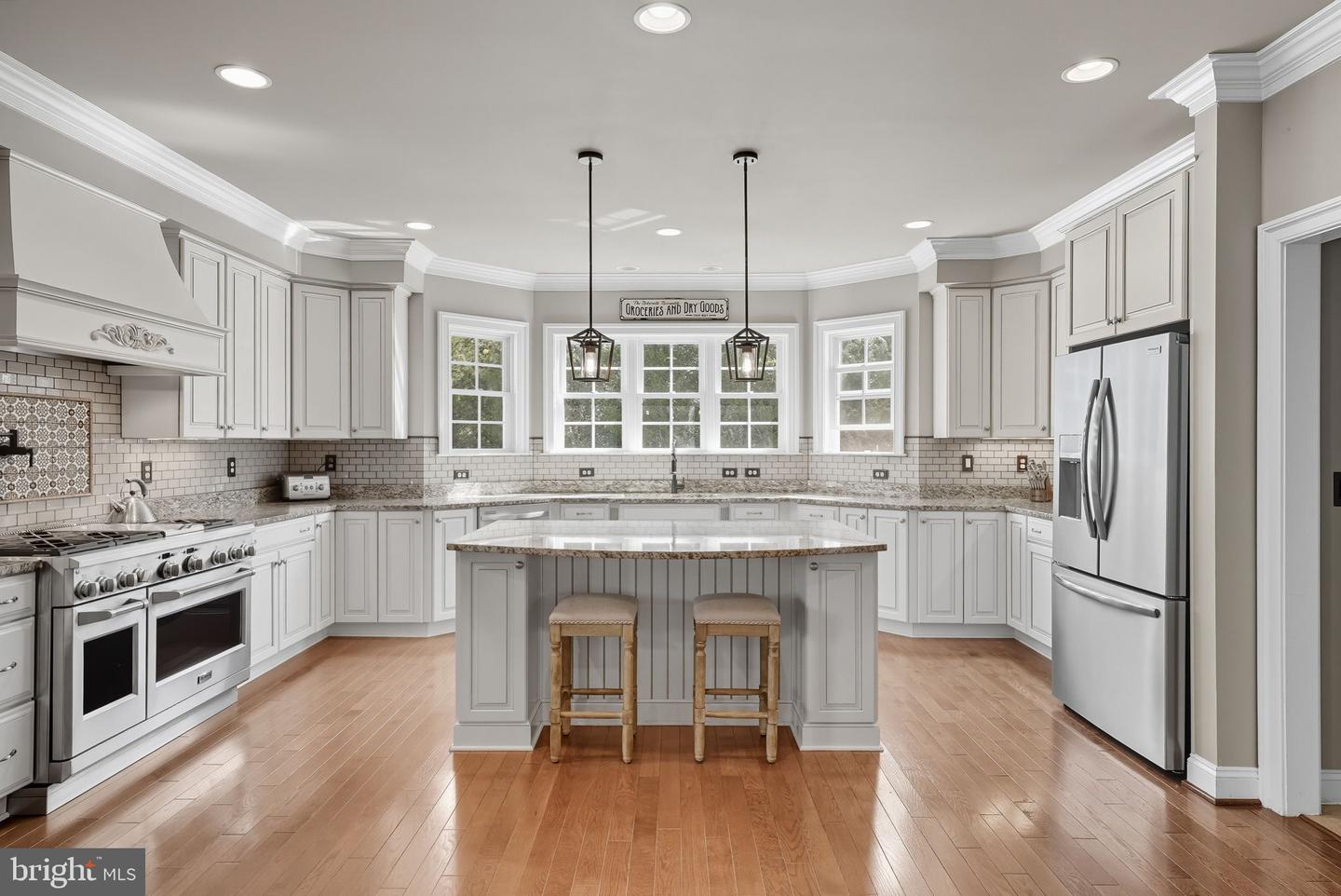 10004 WINDY HILL DR, NOKESVILLE, Virginia 20181, 6 Bedrooms Bedrooms, ,5 BathroomsBathrooms,Residential,For sale,10004 WINDY HILL DR,VAPW2104710 MLS # VAPW2104710