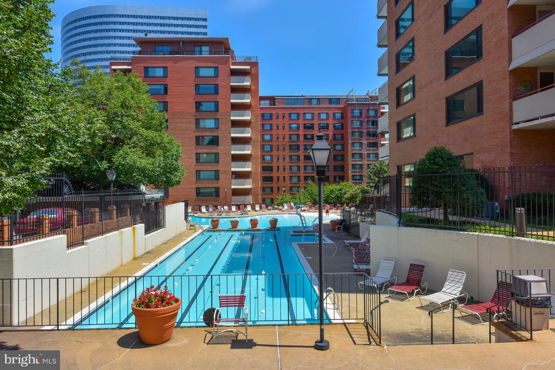 1011 ARLINGTON BLVD #648, ARLINGTON, Virginia 22209, 1 Bedroom Bedrooms, ,1 BathroomBathrooms,Residential,For sale,1011 ARLINGTON BLVD #648,VAAR2064204 MLS # VAAR2064204