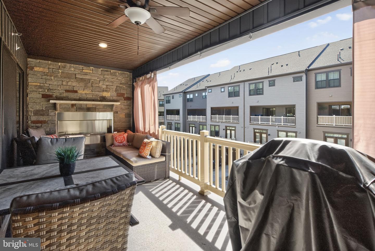 2694 VELOCITY RD #33K, HERNDON, Virginia 20171, 3 Bedrooms Bedrooms, ,2 BathroomsBathrooms,Residential,For sale,2694 VELOCITY RD #33K,VAFX2269520 MLS # VAFX2269520