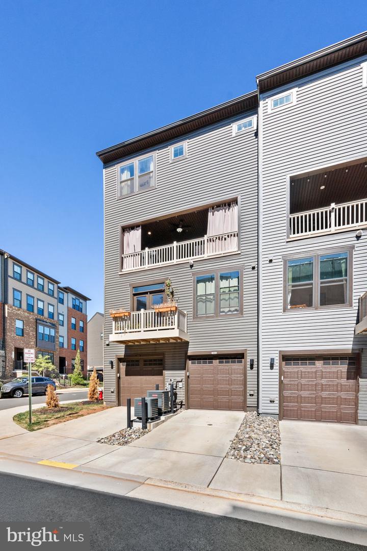 2694 VELOCITY RD #33K, HERNDON, Virginia 20171, 3 Bedrooms Bedrooms, ,2 BathroomsBathrooms,Residential,For sale,2694 VELOCITY RD #33K,VAFX2269520 MLS # VAFX2269520