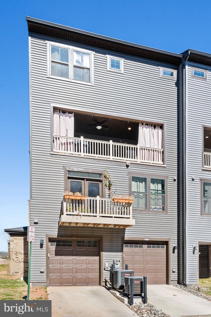2694 VELOCITY RD #33K, HERNDON, Virginia 20171, 3 Bedrooms Bedrooms, ,2 BathroomsBathrooms,Residential,For sale,2694 VELOCITY RD #33K,VAFX2269520 MLS # VAFX2269520
