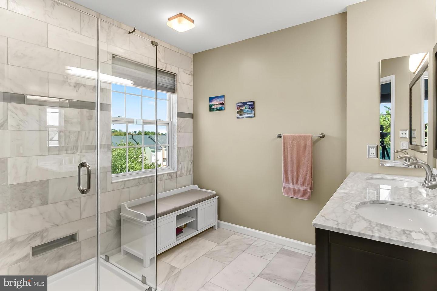 14734 DUCKTAN LOOP, GAINESVILLE, Virginia 20155, 3 Bedrooms Bedrooms, ,2 BathroomsBathrooms,Residential,For sale,14734 DUCKTAN LOOP,VAPW2104892 MLS # VAPW2104892