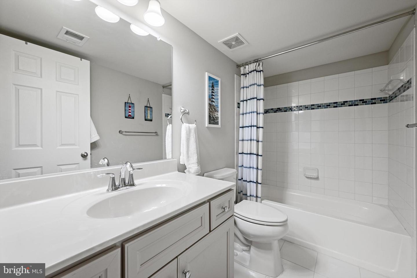 100 SILVER COMET CT, FREDERICKSBURG, Virginia 22405, 5 Bedrooms Bedrooms, ,3 BathroomsBathrooms,Residential,For sale,100 SILVER COMET CT,VAST2043078 MLS # VAST2043078