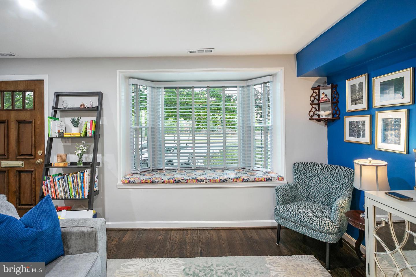 3818 KING ST, ALEXANDRIA, Virginia 22302, 3 Bedrooms Bedrooms, ,2 BathroomsBathrooms,Residential,For sale,3818 KING ST,VAAX2050294 MLS # VAAX2050294