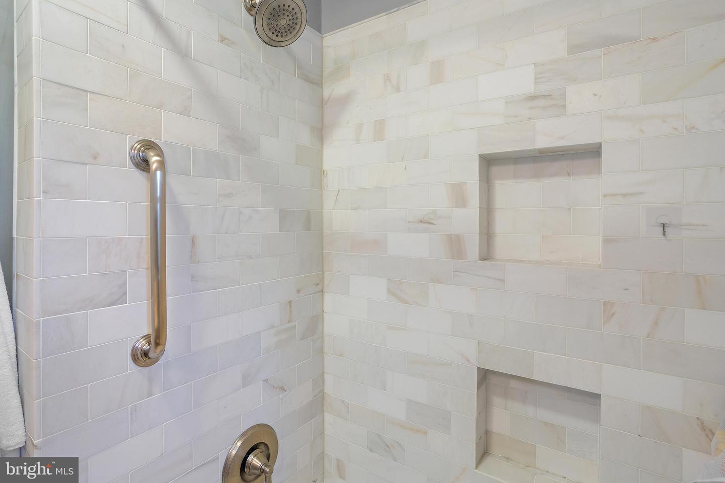 3818 KING ST, ALEXANDRIA, Virginia 22302, 3 Bedrooms Bedrooms, ,2 BathroomsBathrooms,Residential,For sale,3818 KING ST,VAAX2050294 MLS # VAAX2050294
