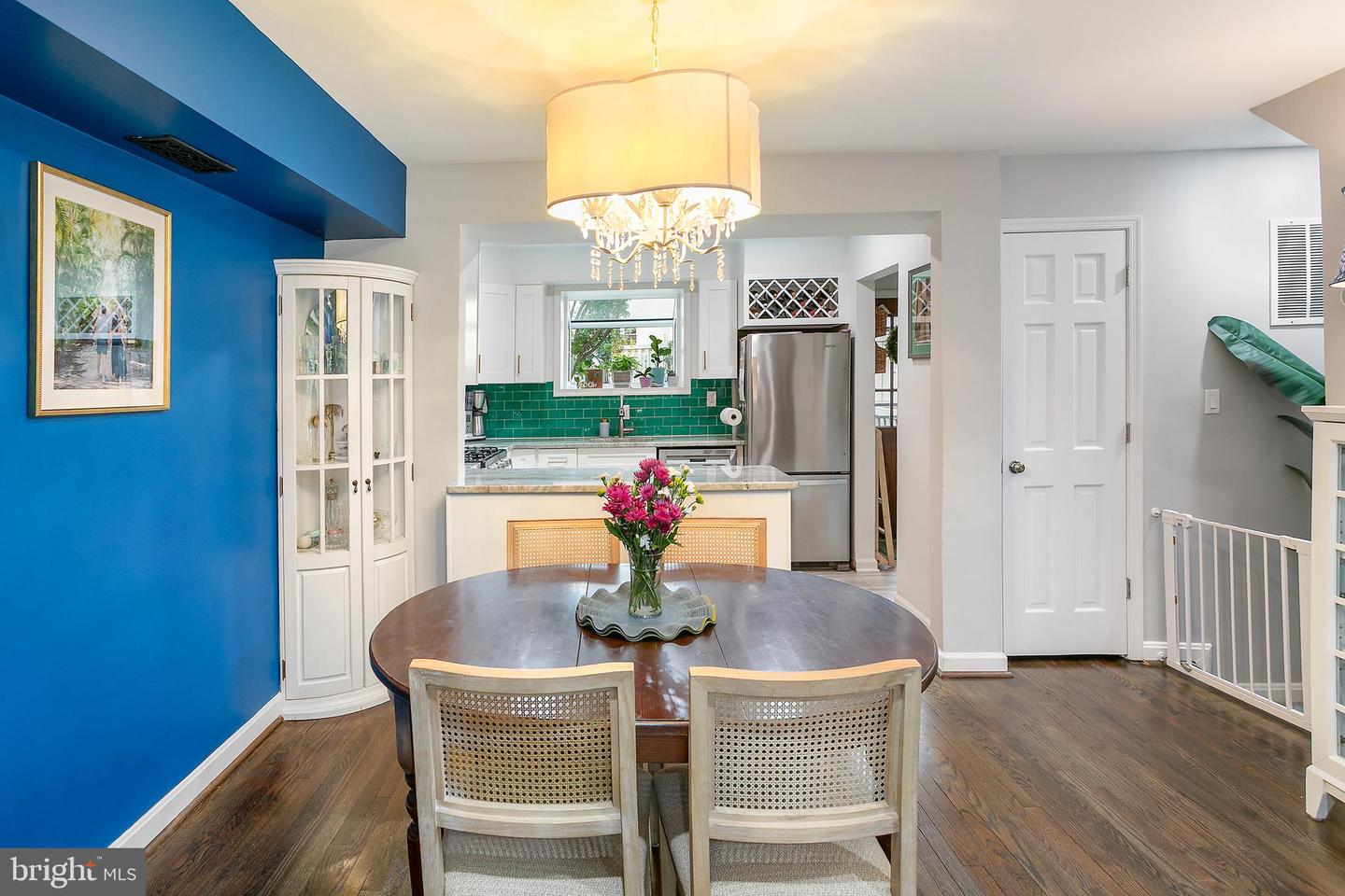 3818 KING ST, ALEXANDRIA, Virginia 22302, 3 Bedrooms Bedrooms, ,2 BathroomsBathrooms,Residential,For sale,3818 KING ST,VAAX2050294 MLS # VAAX2050294