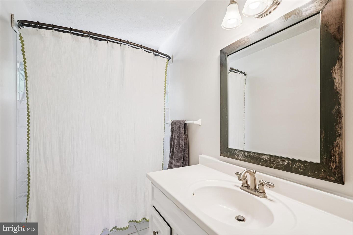 4170 PADGETT DR, HAYMARKET, Virginia 20169, 4 Bedrooms Bedrooms, ,2 BathroomsBathrooms,Residential,For sale,4170 PADGETT DR,VAPW2104940 MLS # VAPW2104940