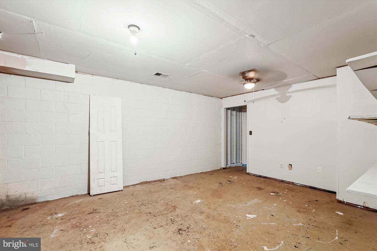 4170 PADGETT DR, HAYMARKET, Virginia 20169, 4 Bedrooms Bedrooms, ,2 BathroomsBathrooms,Residential,For sale,4170 PADGETT DR,VAPW2104940 MLS # VAPW2104940