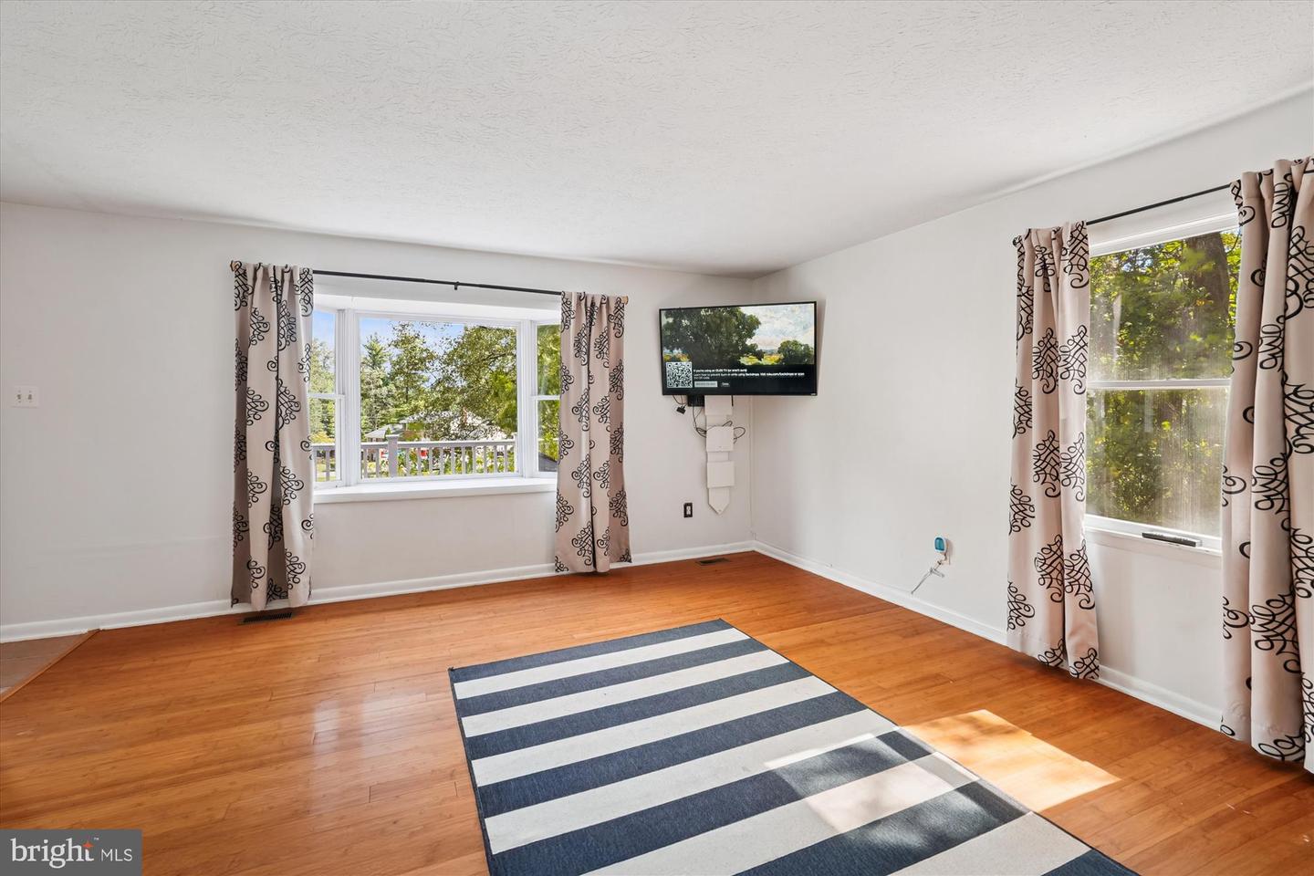 4170 PADGETT DR, HAYMARKET, Virginia 20169, 4 Bedrooms Bedrooms, ,2 BathroomsBathrooms,Residential,For sale,4170 PADGETT DR,VAPW2104940 MLS # VAPW2104940