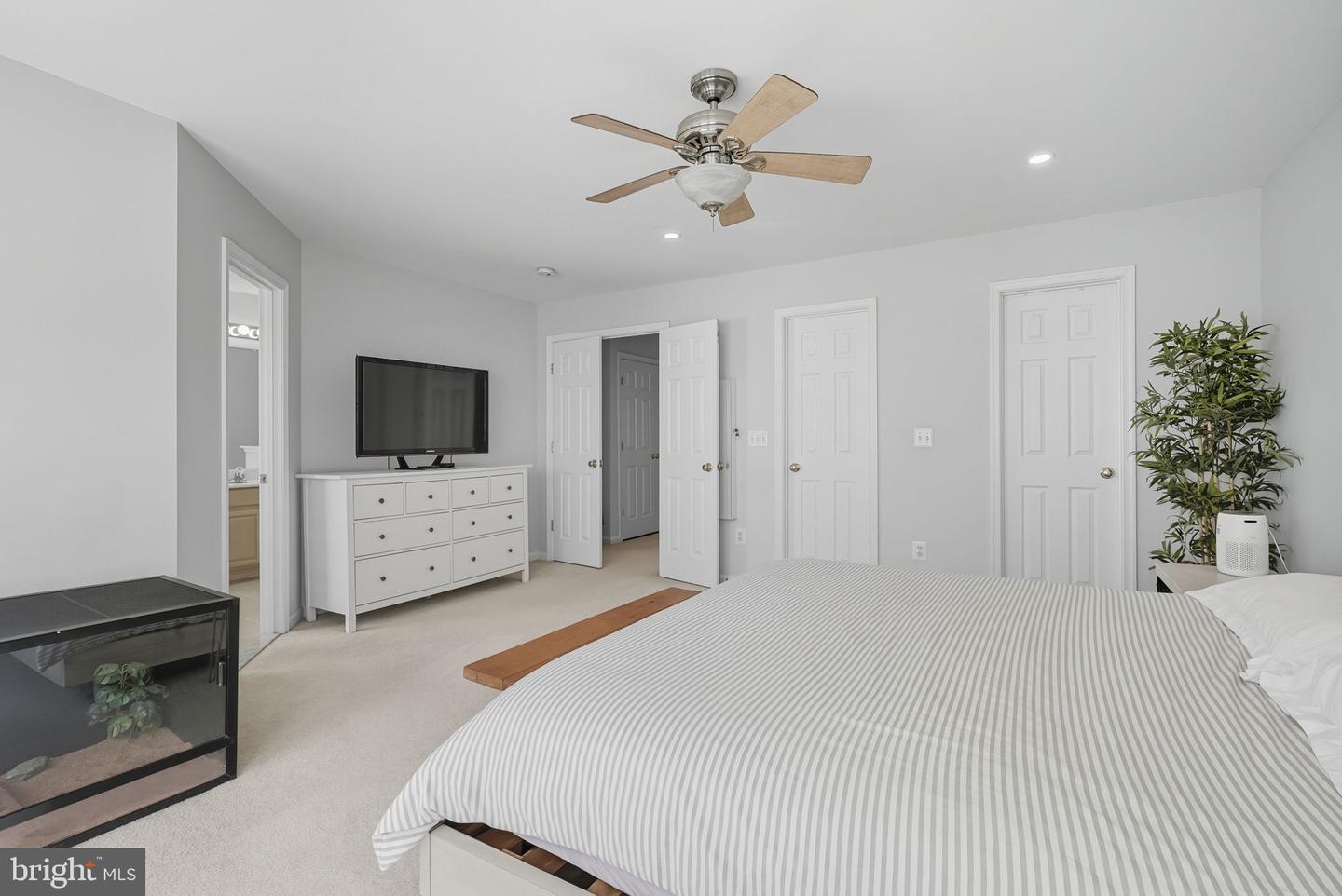 2119 CALLAO CT, WOODBRIDGE, Virginia 22191, 3 Bedrooms Bedrooms, ,3 BathroomsBathrooms,Residential,For sale,2119 CALLAO CT,VAPW2104970 MLS # VAPW2104970