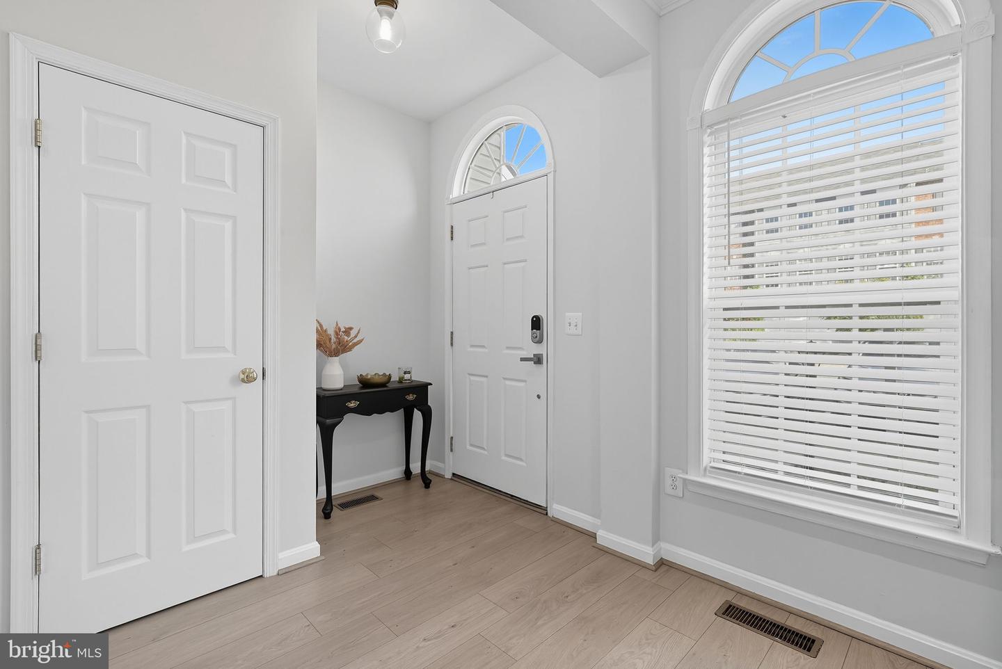 2119 CALLAO CT, WOODBRIDGE, Virginia 22191, 3 Bedrooms Bedrooms, ,3 BathroomsBathrooms,Residential,For sale,2119 CALLAO CT,VAPW2104970 MLS # VAPW2104970