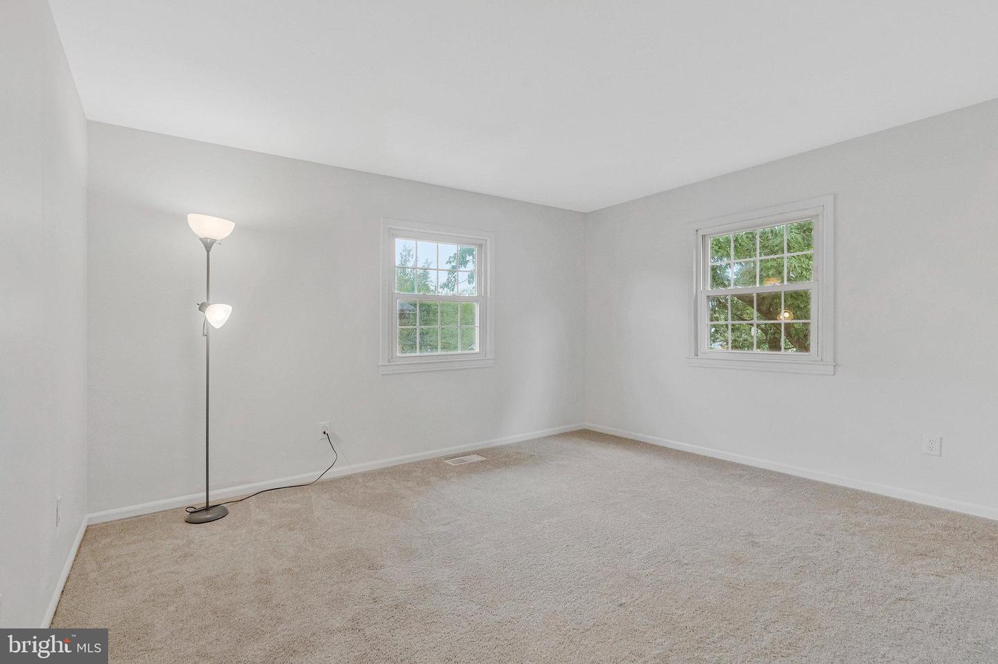 724 N AMELIA ST, STERLING, Virginia 20164, 3 Bedrooms Bedrooms, 6 Rooms Rooms,3 BathroomsBathrooms,Residential,For sale,724 N AMELIA ST,VALO2107828 MLS # VALO2107828