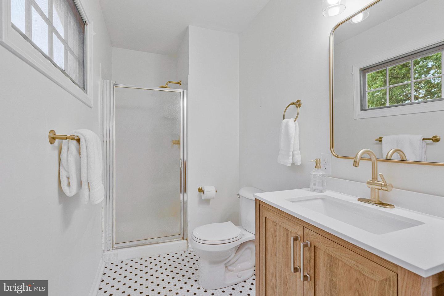 724 N AMELIA ST, STERLING, Virginia 20164, 3 Bedrooms Bedrooms, 6 Rooms Rooms,3 BathroomsBathrooms,Residential,For sale,724 N AMELIA ST,VALO2107828 MLS # VALO2107828