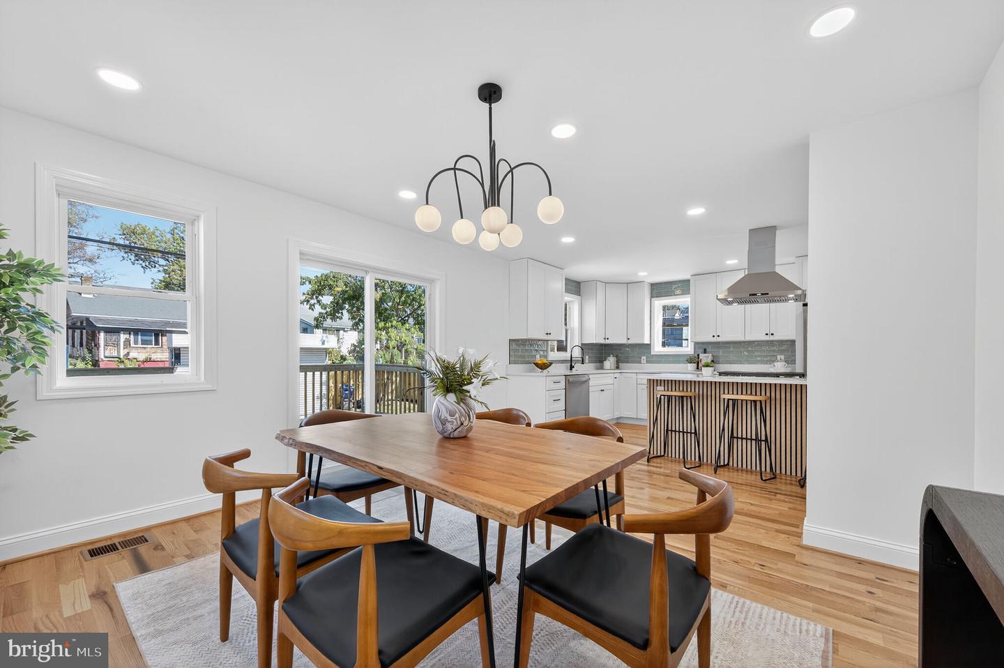 1006 DOUGLAS ST NE, WASHINGTON, District Of Columbia 20018, 5 Bedrooms Bedrooms, ,4 BathroomsBathrooms,Residential,For sale,1006 DOUGLAS ST NE,DCDC2224804 MLS # DCDC2224804