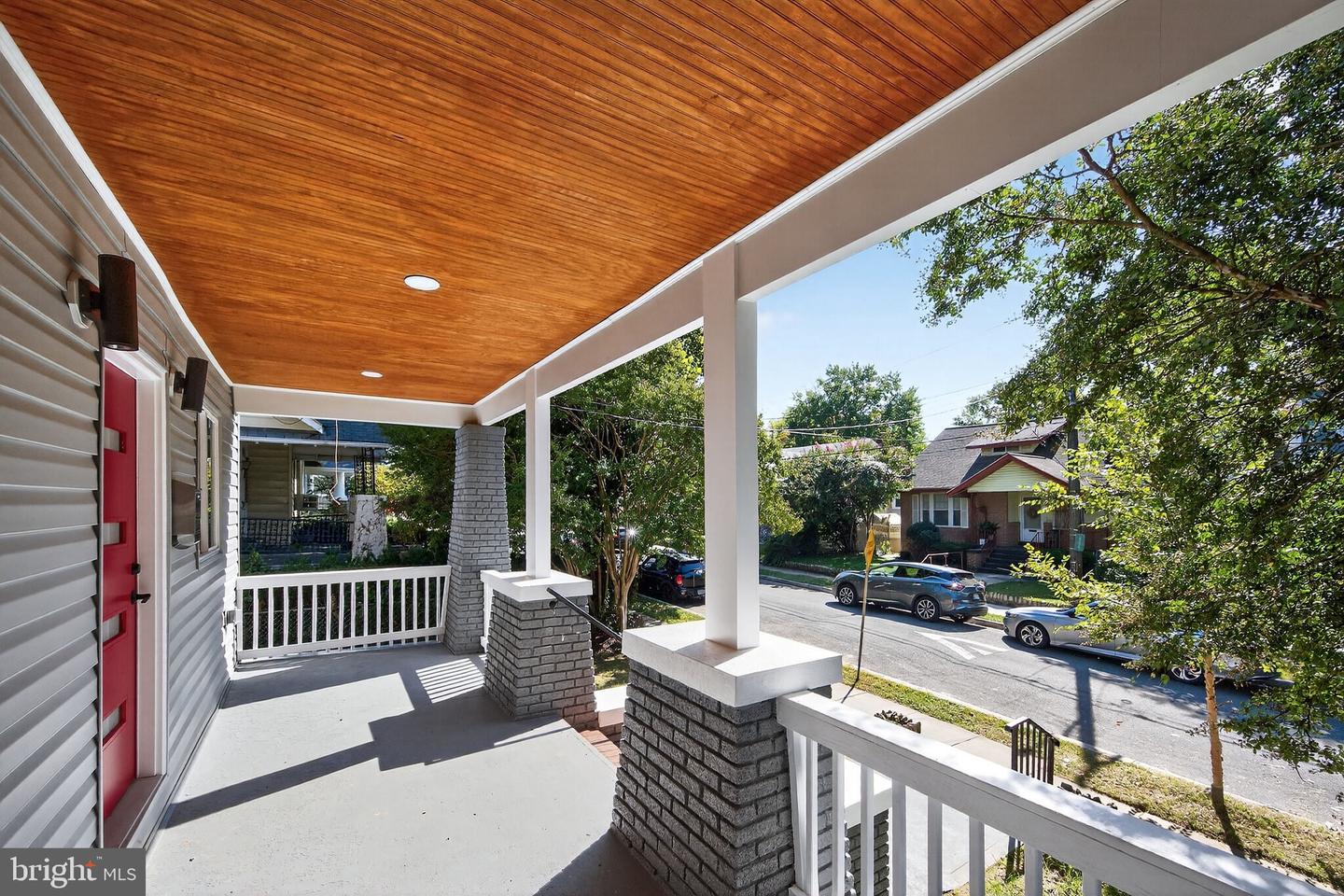 1006 DOUGLAS ST NE, WASHINGTON, District Of Columbia 20018, 5 Bedrooms Bedrooms, ,4 BathroomsBathrooms,Residential,For sale,1006 DOUGLAS ST NE,DCDC2224804 MLS # DCDC2224804