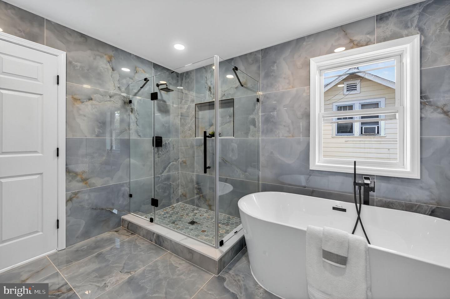 1006 DOUGLAS ST NE, WASHINGTON, District Of Columbia 20018, 5 Bedrooms Bedrooms, ,4 BathroomsBathrooms,Residential,For sale,1006 DOUGLAS ST NE,DCDC2224804 MLS # DCDC2224804