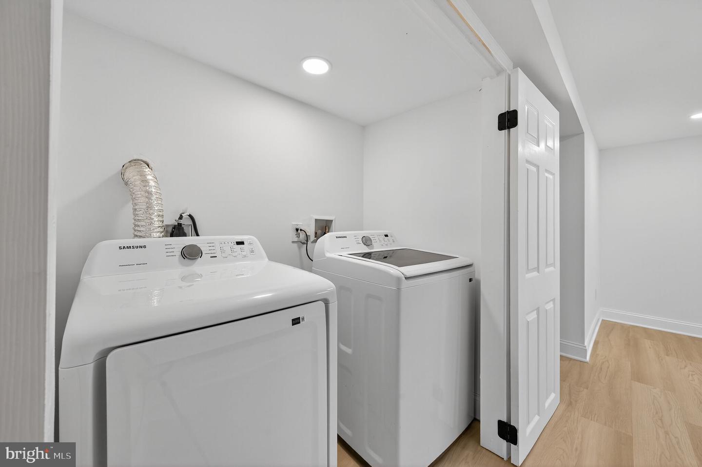 1006 DOUGLAS ST NE, WASHINGTON, District Of Columbia 20018, 5 Bedrooms Bedrooms, ,4 BathroomsBathrooms,Residential,For sale,1006 DOUGLAS ST NE,DCDC2224804 MLS # DCDC2224804