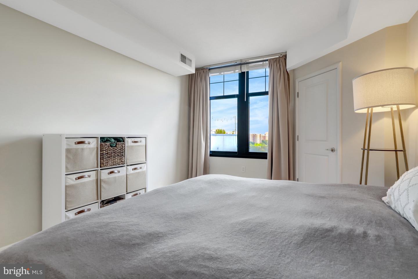 1021 N GARFIELD ST #914, ARLINGTON, Virginia 22201, 2 Bedrooms Bedrooms, ,1 BathroomBathrooms,Residential,For sale,1021 N GARFIELD ST #914,VAAR2064306 MLS # VAAR2064306