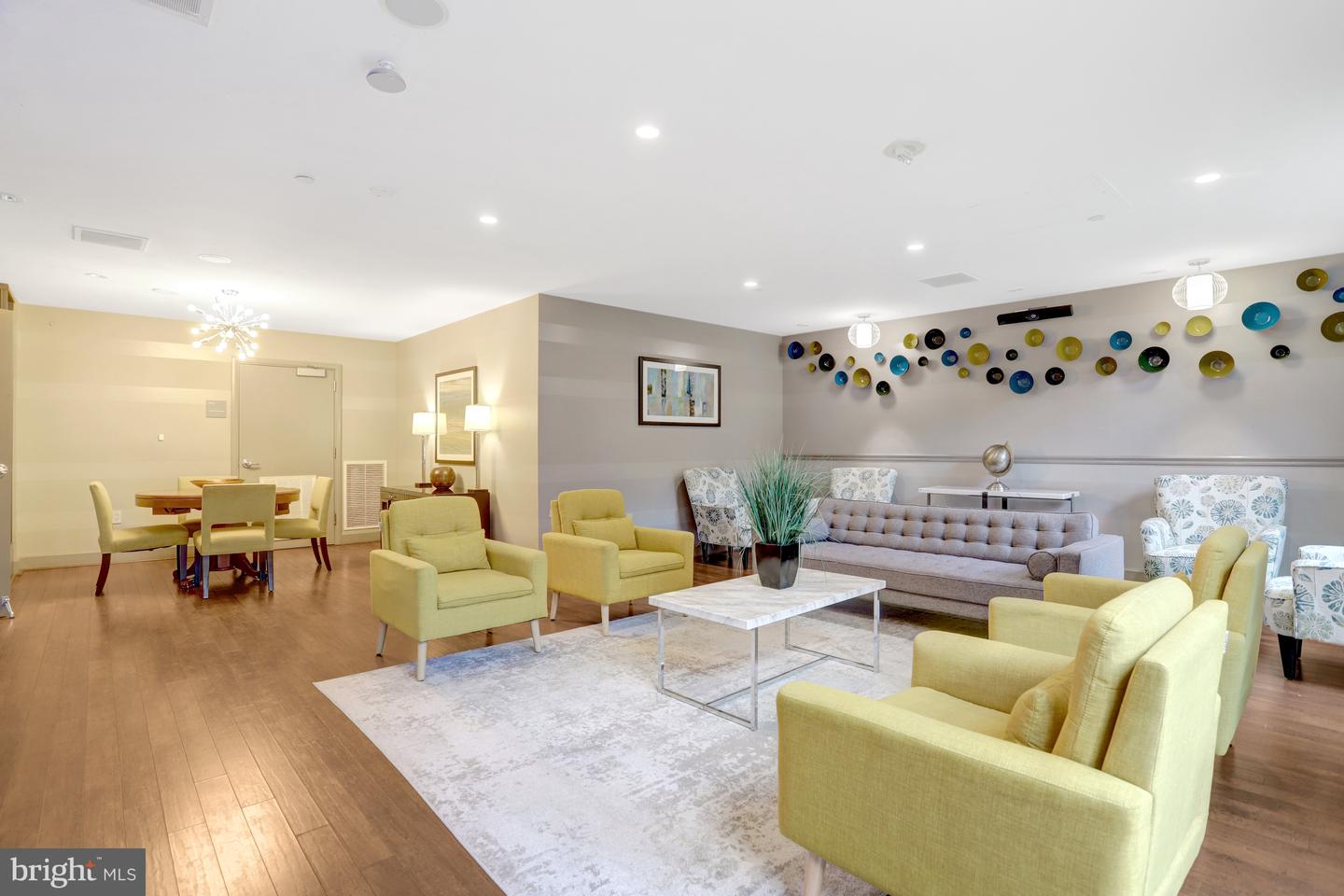 1021 N GARFIELD ST #914, ARLINGTON, Virginia 22201, 2 Bedrooms Bedrooms, ,1 BathroomBathrooms,Residential,For sale,1021 N GARFIELD ST #914,VAAR2064306 MLS # VAAR2064306