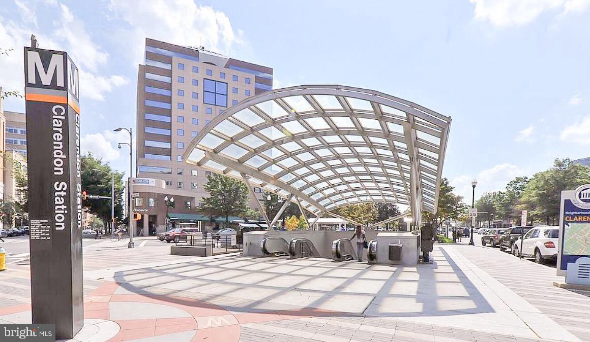 1021 N GARFIELD ST #914, ARLINGTON, Virginia 22201, 2 Bedrooms Bedrooms, ,1 BathroomBathrooms,Residential,For sale,1021 N GARFIELD ST #914,VAAR2064306 MLS # VAAR2064306
