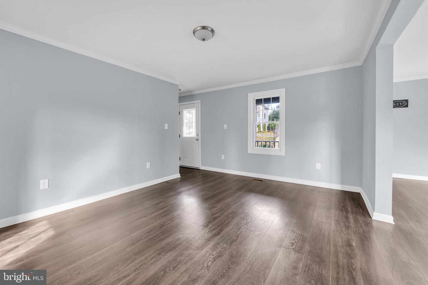 879 STATION ST, HERNDON, Virginia 20170, 3 Bedrooms Bedrooms, ,2 BathroomsBathrooms,Residential,For sale,879 STATION ST,VAFX2270018 MLS # VAFX2270018