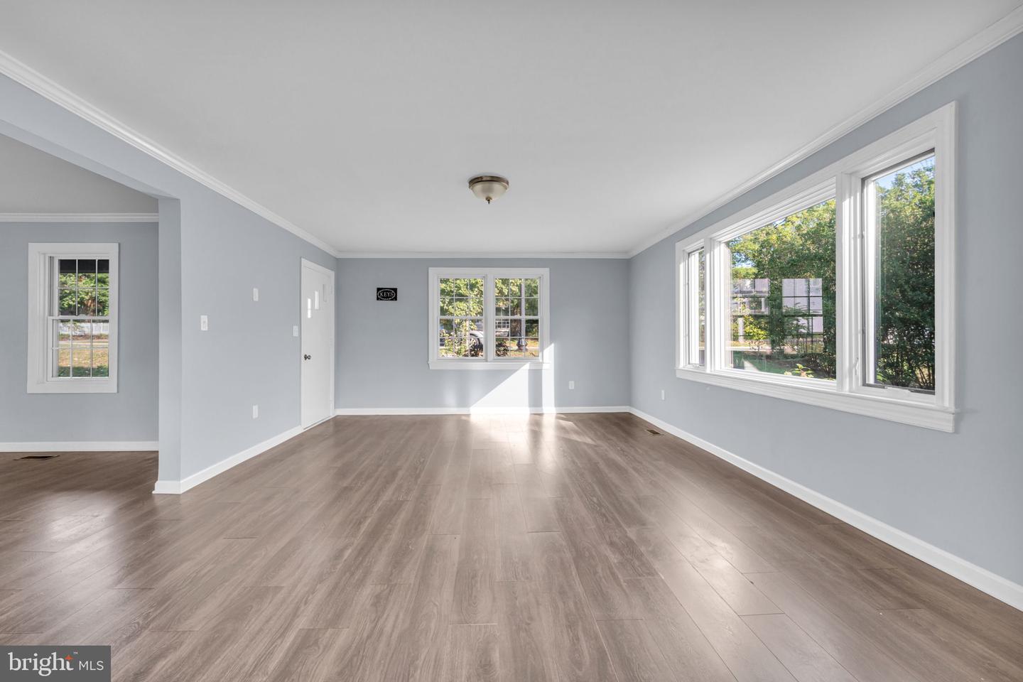 879 STATION ST, HERNDON, Virginia 20170, 3 Bedrooms Bedrooms, ,2 BathroomsBathrooms,Residential,For sale,879 STATION ST,VAFX2270018 MLS # VAFX2270018