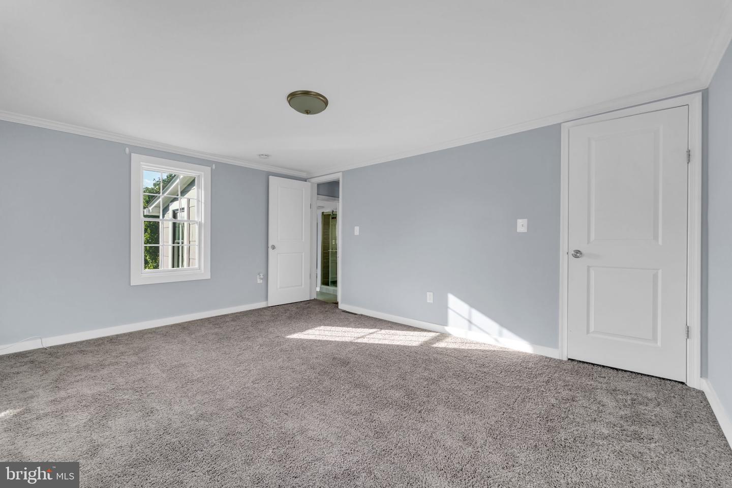 879 STATION ST, HERNDON, Virginia 20170, 3 Bedrooms Bedrooms, ,2 BathroomsBathrooms,Residential,For sale,879 STATION ST,VAFX2270018 MLS # VAFX2270018
