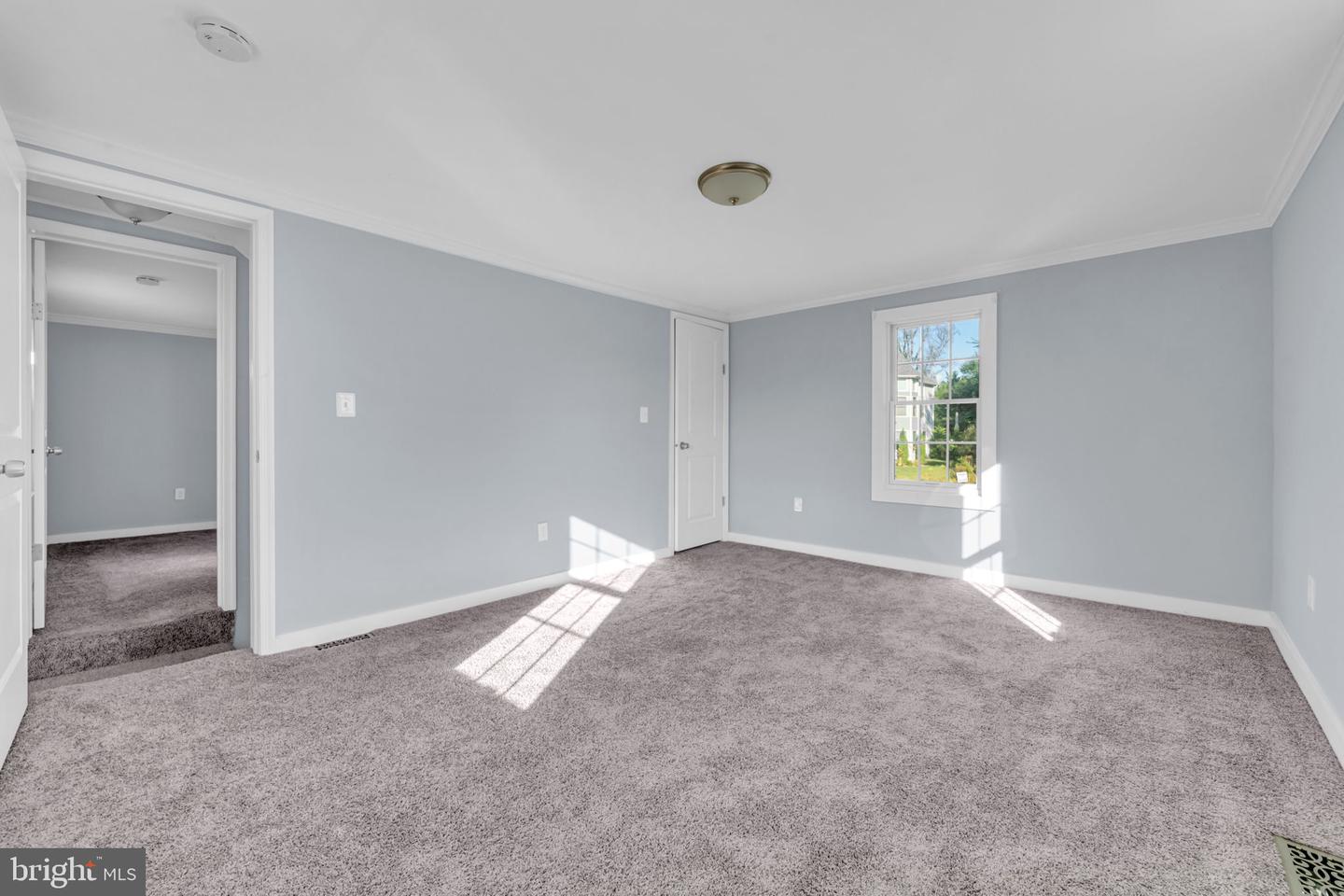 879 STATION ST, HERNDON, Virginia 20170, 3 Bedrooms Bedrooms, ,2 BathroomsBathrooms,Residential,For sale,879 STATION ST,VAFX2270018 MLS # VAFX2270018
