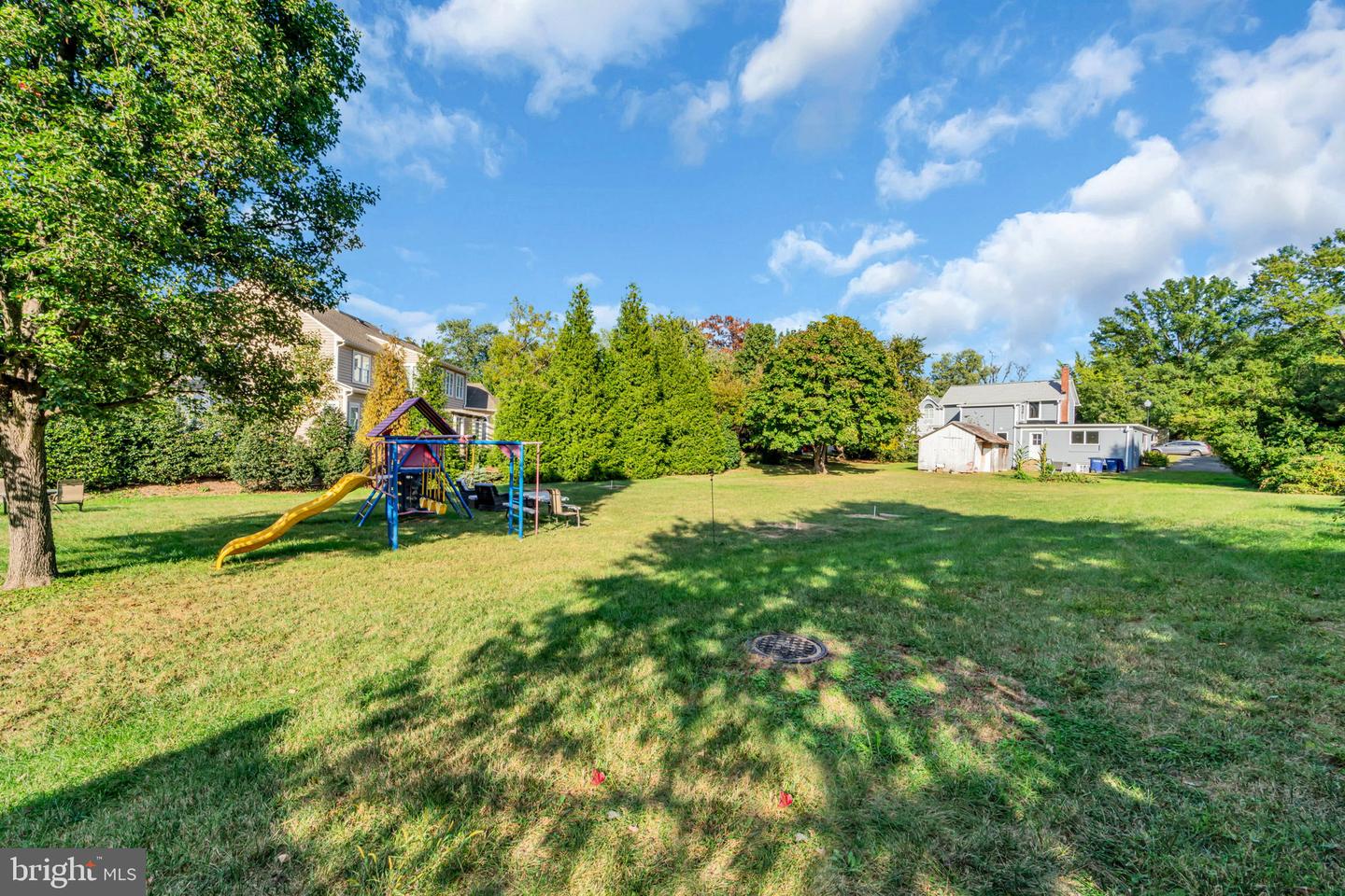 879 STATION ST, HERNDON, Virginia 20170, 3 Bedrooms Bedrooms, ,2 BathroomsBathrooms,Residential,For sale,879 STATION ST,VAFX2270018 MLS # VAFX2270018