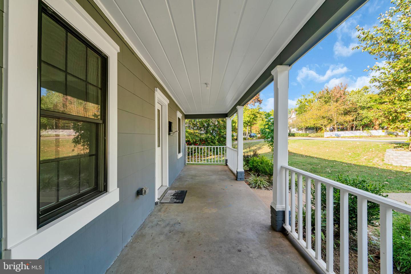 879 STATION ST, HERNDON, Virginia 20170, 3 Bedrooms Bedrooms, ,2 BathroomsBathrooms,Residential,For sale,879 STATION ST,VAFX2270018 MLS # VAFX2270018