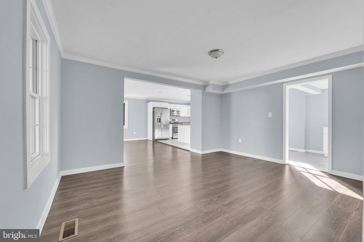 879 STATION ST, HERNDON, Virginia 20170, 3 Bedrooms Bedrooms, ,2 BathroomsBathrooms,Residential,For sale,879 STATION ST,VAFX2270018 MLS # VAFX2270018